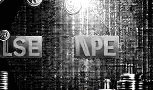 The Finite Attention Bid: Anthropic's Silent Filing and Bitcoin's Autumn Test